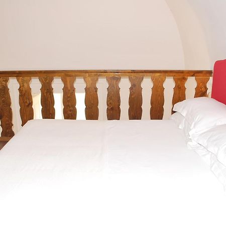 Palazzo Della Contessa - Suites & Breakfast Lecce Dış mekan fotoğraf