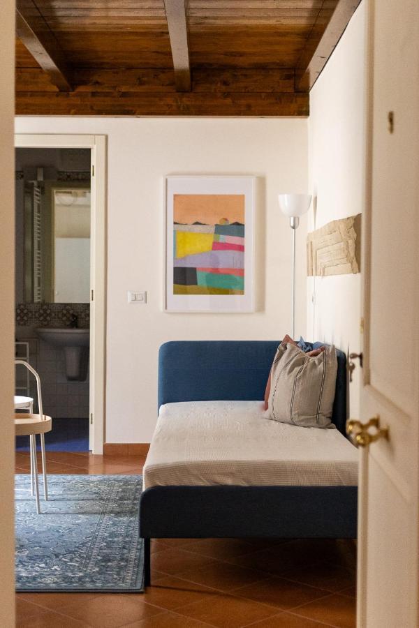 Palazzo Della Contessa - Suites & Breakfast Lecce Dış mekan fotoğraf