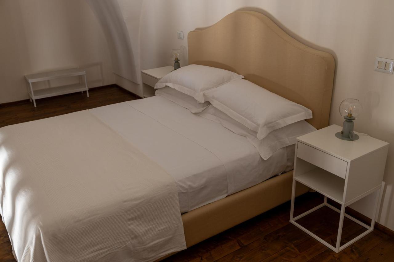 Palazzo Della Contessa - Suites & Breakfast Lecce Dış mekan fotoğraf
