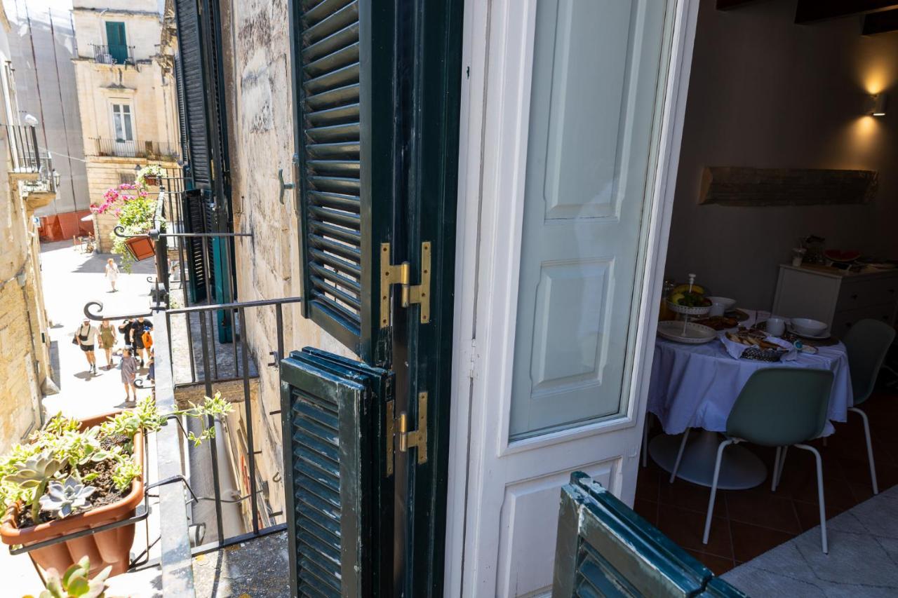 Palazzo Della Contessa - Suites & Breakfast Lecce Dış mekan fotoğraf