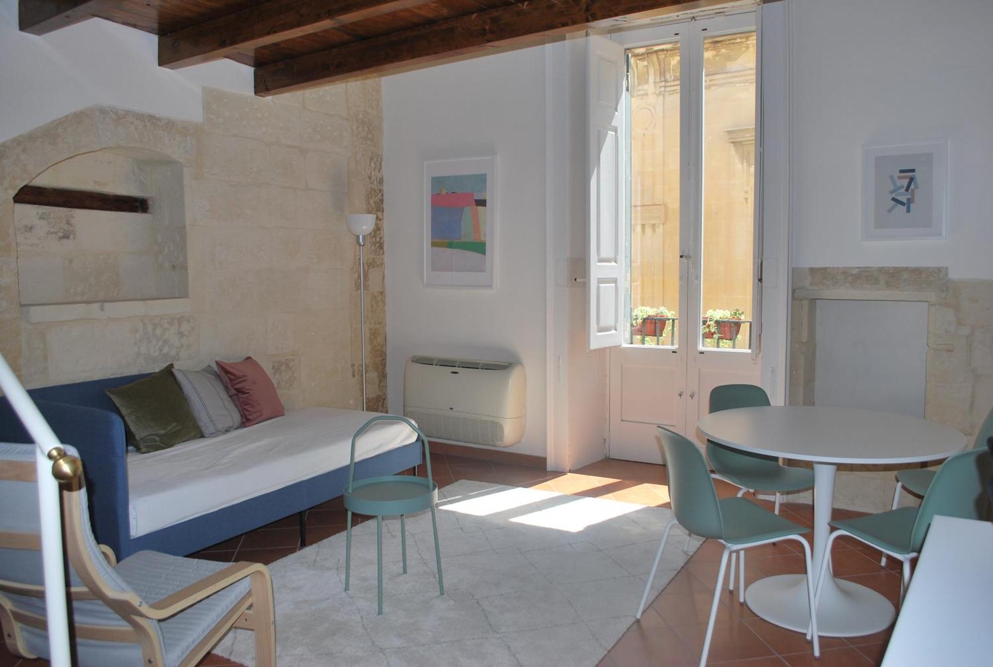 Palazzo Della Contessa - Suites & Breakfast Lecce Dış mekan fotoğraf